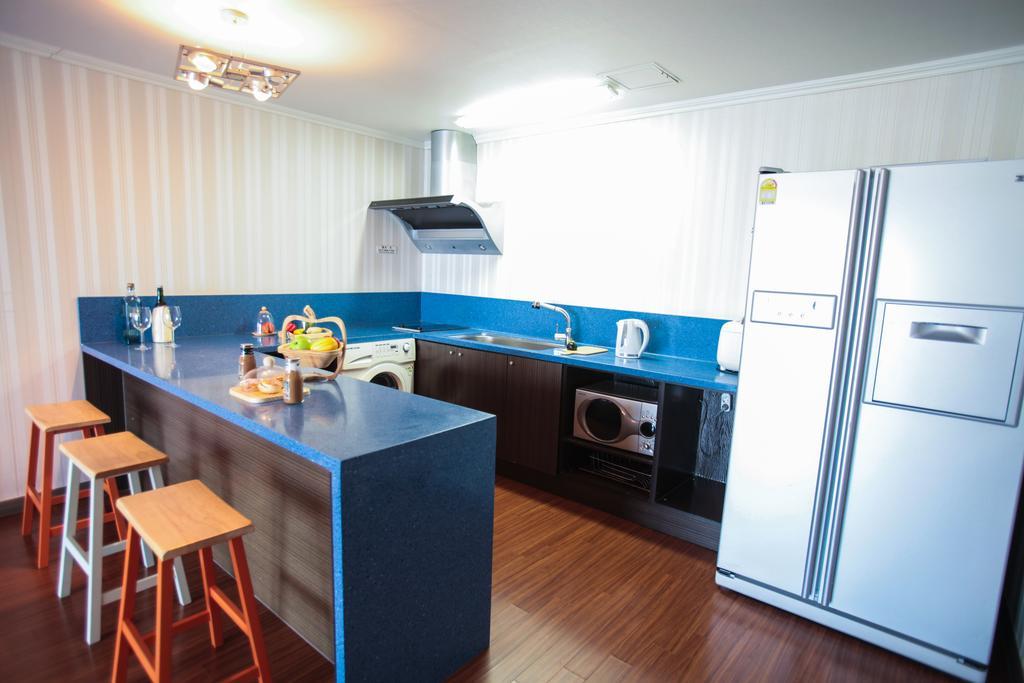 Tongyeong Bay Condo Hotel Exteriör bild